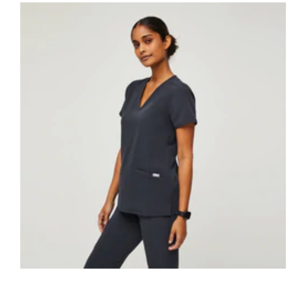 Figs Scrubs Size L (Night Sky Casma Top and Yola Bottom)
